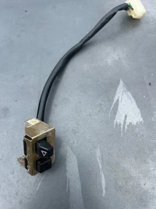🥇79-83 DATSUN NISSAN 280ZX S130 HAZARD LIGHT EMERGENCY FLASHER SWITCH OEM - Bild 1 von 2