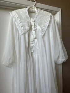 Vintage Elsa Schiaparelli Ivory Peignoir Set Bridal - Picture 1 of 24