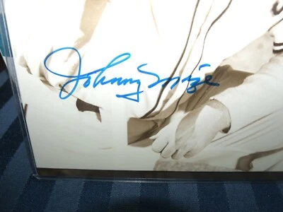 JOHNNY MIZE HAND SIGNED BLACK AND WHITE NEW YORK GIANTS 8 X 10 PHOTO PSA/DNA - Image 1 of 2