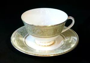 Beautiful Royal Doulton English Renaissance Cup And Saucer - Picture 1 of 5
