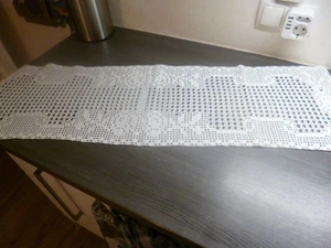 Von Oma: Schöne Häkeldecke Läufer 112 x 31 cm Tischdecke Landhaus Stil - Bild 1 von 5