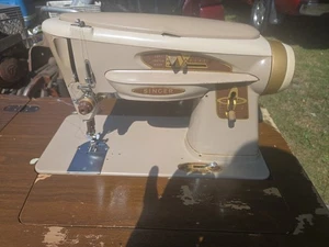 SINGER MODEL 503A ROCKETEER SEWING MACHINE RUNNING SEE PHOTO DESCRIPTION - Picture 1 of 19