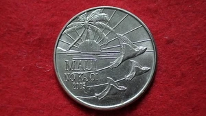 2005 One Maui No Ka Oi "The Valley Isle" dollaro commerciale; diametro 1,5" - Foto 1 di 4