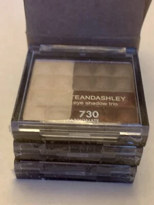 Lote de 3 Mary Kate & Ashley Eye Glam Eye Shadow Trío PASSIONATE #730 Nuevo Sellado Foto 1 de 4