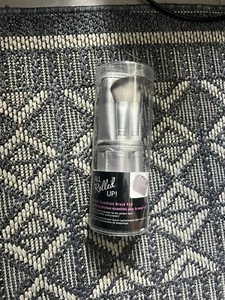 Cosmetic Brush Set Danielle Creations “All Rolled Up” 7 pc set - Picture 1 of 3
