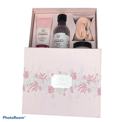 The Body Shop Vitamina E Cuidado de la Piel Set de Regalo en Caja Foto 1 de 4