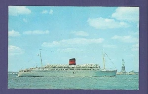 RMS Queen of Bermuda in NY Harbor - VTG Color Postcard - Furness Bermuda Line - Picture 1 of 2