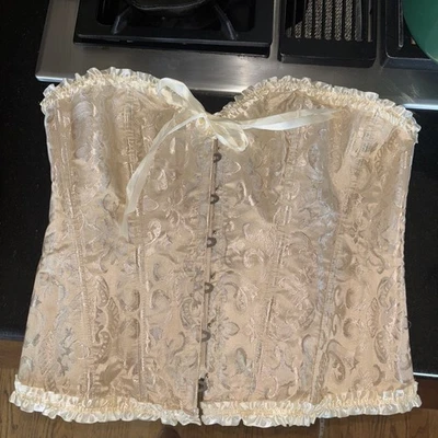 Corsé de satén marfil sobre busto con detalle de encaje.  "36"" se abre a 38""" Foto 1 de 4