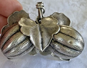 Jugenstil Brosche/Anstecker Silber gestempelt mind.800er Silber 56,3 Gr. - Bild 1 von 14
