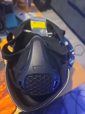 Fitness Training Mask Never Used - Image 1 of 2