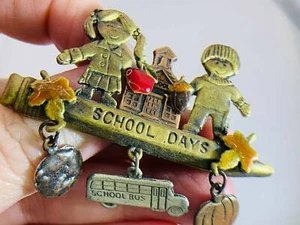 Spilla oro vintage matita bambini penzoli KENNETH COLE matita giorni scuola insegnante V-5600 - Foto 1 di 3