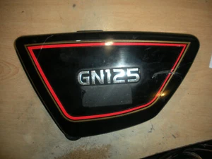 SUZUKI 125 GN - 1997 - CARENAGE LATERAL GAUCHE - Picture 1 of 1