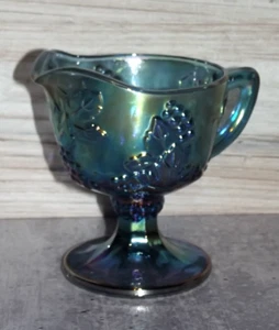 Indiana Harvest Traube blau irisierend Karneval Glas Milchkännchen B32 - Bild 1 von 1