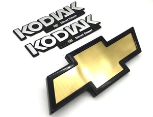 Emblema lateral y frontal ornamento con logotipo para respaldo adhesivo Chevy Kodiak - Imagen 1 de 10