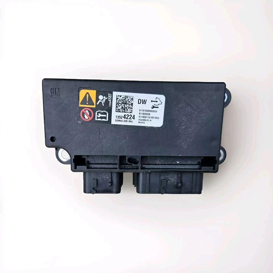 2018 - 2020 CHEVY SUBURBAN CADILLAC ESCALADE SRS SAFETY RESTRAINT CONTROL MODULE - Image 1 of 1