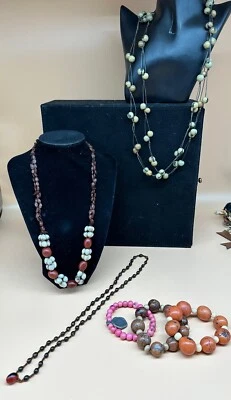 Lot Of Boho Natural Seed Jewelry 6pc - Image 1 of 4
