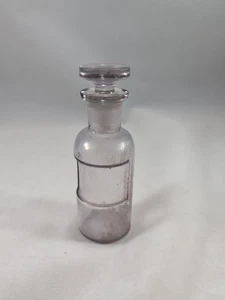 Vtg WT & CO 4.5" Antique Light Amethyst Apothecary Jar Glass Bottle W Stopper - Picture 1 of 5