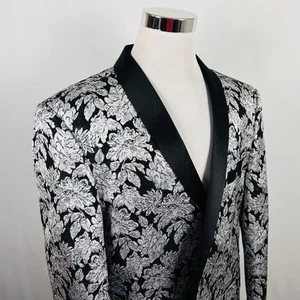 Kilburne & Finch 52L Tuxedo Jacket Floral Embroidered Black White One Button - Picture 1 of 8