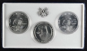 1984 P.D.S. 3 COIN UNCIRCULATED OLYMPIC SILVER DOLLARS COLLECTOR SET W/OGP (493) - Picture 1 of 3