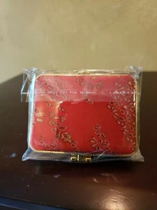 Two Sided Padded Silk Embroidered Make-up Mirror Compact ~ Deep Red ~ New in Pkg - Picture 1 of 3