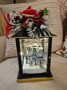 The Bradford Exchange Thomas Kinkade Sparkle of the Season lighted Lantern LOVE - Picture 1 of 3