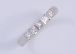NICE Platinum Ladies Princess Cut Diamond Wedding Band Ring 0.75ctw Size 7 - Picture 1 of 2