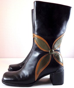 clarks ladies mid calf boots