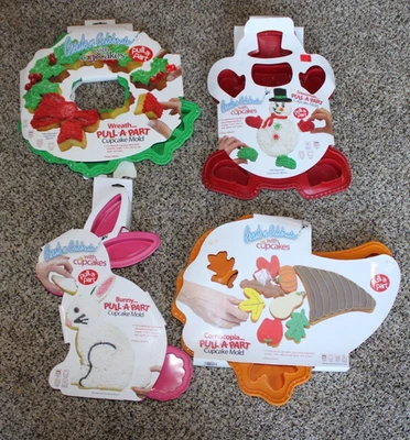 Create N Celebrate Cupcakes Pull Apart Mold Lot Holidays Christmas Rabbit Wreath - Image 1 of 4