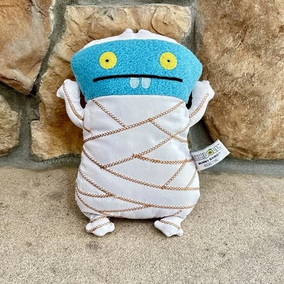 Brinquedo de pelúcia Uglydoll Mummy Babo Universal Monsters Halloween 4036796 Gund - Imagem 1 de 4