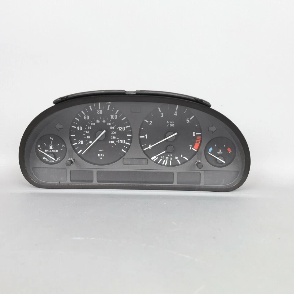 Cuadro de instrumentos velocímetro velocímetro BMW 525i 528i 540i E39 1999-2003 OEM usado Foto 1 de 4