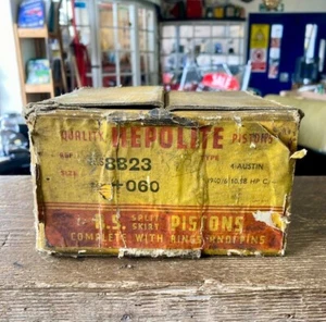 VINTAGE Hepolite 8823 Austin Pistons 1940 - 1946 (NEW) - Picture 1 of 7