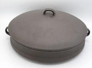DANSK DESIGN DENMARK FLAMESTONE Round Covered FLUTED BROWN CASSEROLE 13.5" Dia - Picture 1 of 12