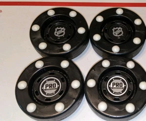 4er Pack Franklin Pro Commander NHL Streethockey Puck Official Weight Black - Bild 1 von 1