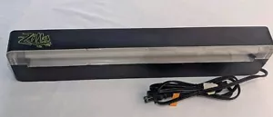 Zilla Slimline Reptile Fluorescent Lighting Fixture Needs Bulb Replaced READ! - Picture 1 of 5