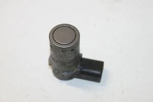 #9135 Land Rover Discovery 2008 RHD Genuine Rear PDC Parking Sensor - Picture 1 of 4