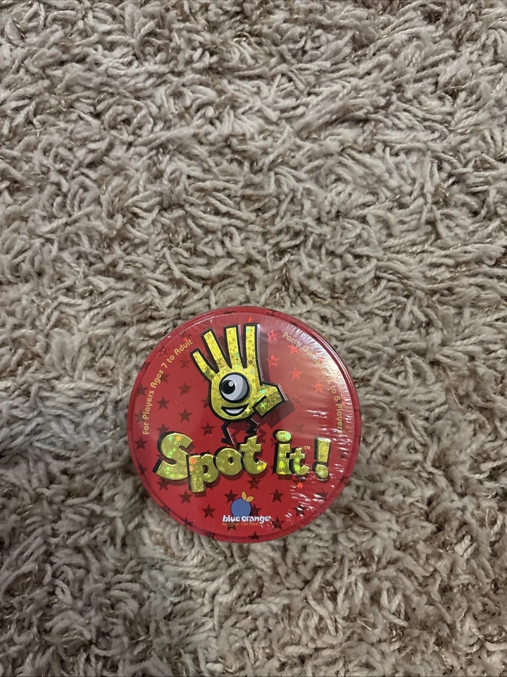 Azul laranja "Spot It!" Jogo combinando em lata de colecionador vermelha/amarela cravejada de estrelas - Imagem 1 de 3