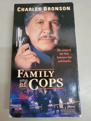 Family of Cops (VHS) Charles Bronson Used - Imagem 1 de 3