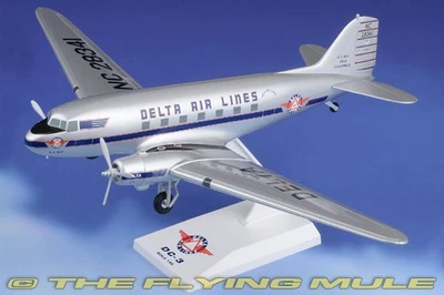 Skymarks 1:80 DC-3 Delta Air Lines NC28341 w/Landing Gear - Image 1 of 4