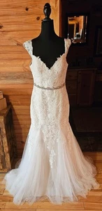 Maggie Sottero Wedding Gown Size 12 Sample Unaltered - Picture 1 of 5