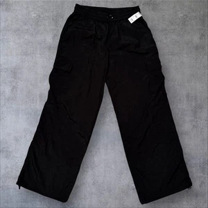Women’s Low Rise Parachute Cargo Pants XS Black New - Picture 1 of 19