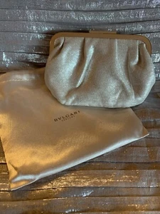 Adorable BVLGARI Shimmering Gold BEAUTY POUCH- Small Clutch W Satin Dust Bag - Picture 1 of 7