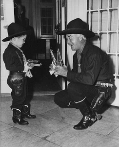 Cowboy William Boyd Hopalong Cassidy mit Kind 8" x 10" Foto 3 - Bild 1 von 2