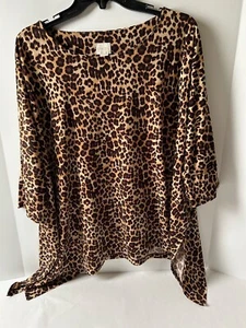 Chicos Size 2 Oversize Pullover Shirt Raglan 1/2 sleeve animal print Casual - Picture 1 of 4