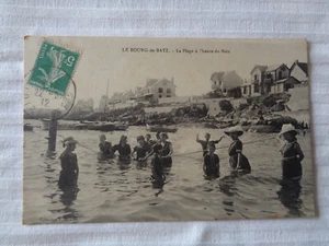 CPA 44 LE BOURG DE BATZ LA PLAGE A L'HEURE DU BAIN - Picture 1 of 2