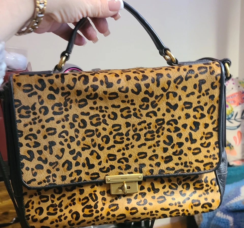 Bolso Bandolera Fossil Memoir Solapa Cuero Estampado Guepardo Pelo de Becerro ZB5428 Foto 1 de 4