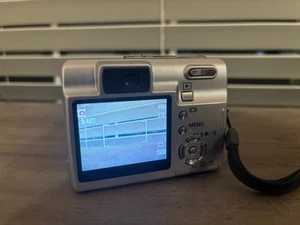 Konica Minolta DiMAGE X50 5.0MP Compact Digital Camera - Picture 1 of 6