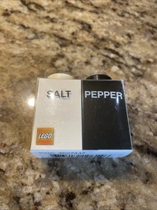 LEGO Black and White Lego salt and pepper shakers - Picture 1 of 9