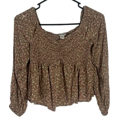 Top floral rosa coqueta romántico American Eagle para mujer talla XS Foto 1 de 4