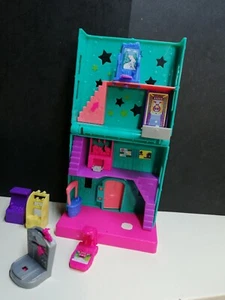 Polly Pocket Mattel 2018 sala giochi playset richiudibile arcade salle de jeux - Foto 1 di 3