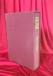 Chapterhouse Dune Frank Herbert 1985 SIGNED 1st edition #388/750 HC slipcase - Picture 1 of 9